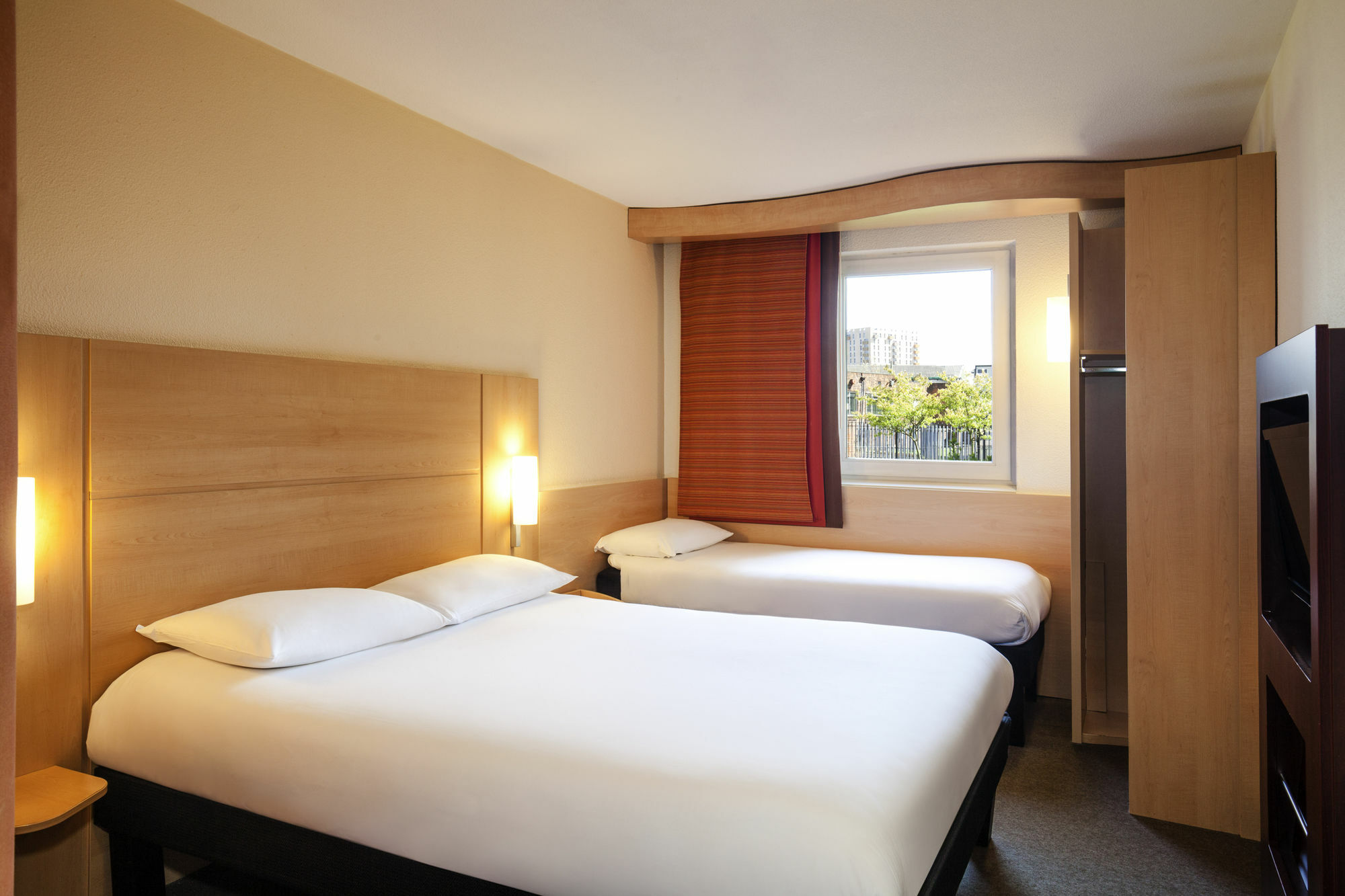 Ibis Centre Hotel